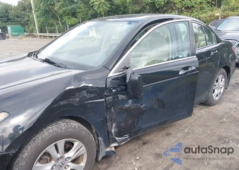 2011 Honda Accord 2.4 Se из США, поврежденный, VIN 1HGCP2F67BA136737